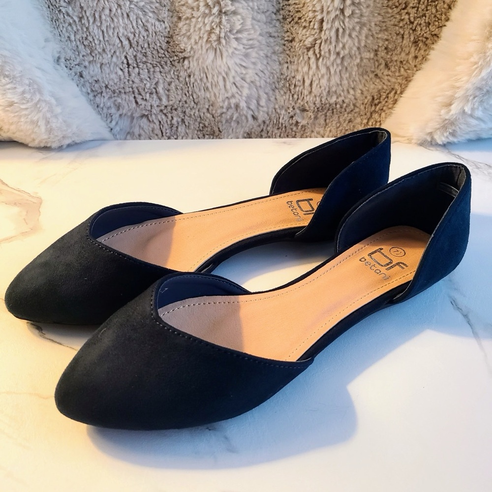 NWOT - BETANI, ‘ABELA’, NAVY BLUE, D’ORSAY SHOES; SZ 7.5”